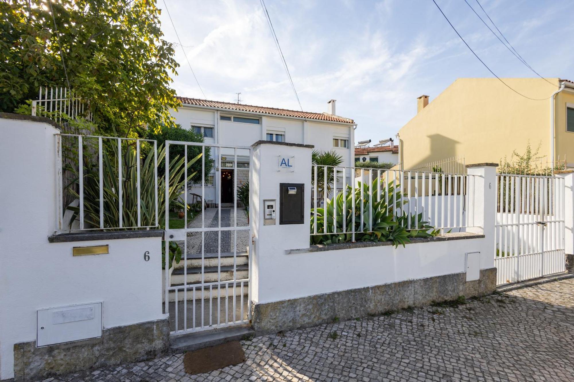 Mahouse Guesthouse Lisbon Exterior photo